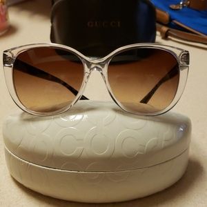 Coach Sunglasses for women. Fun retro frame.